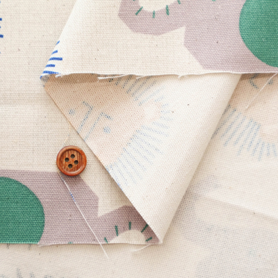 コットンオックスプリント生地 Hi! my zoo アニマルトイフェイス生地の