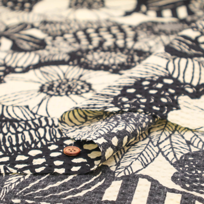 �J���[�o���G�[�V����