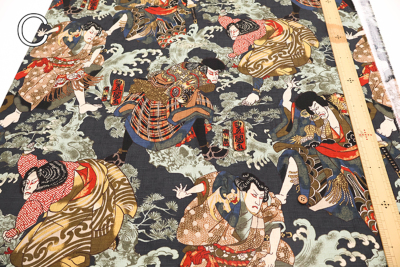 �J���[�o���G�[�V����