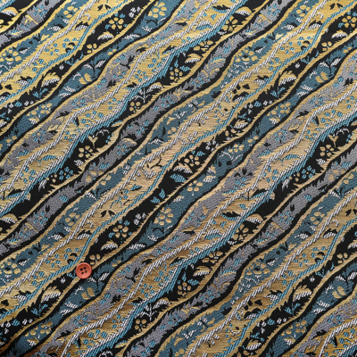 �J���[�o���G�[�V����