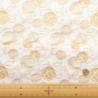 �J���[�o���G�[�V����