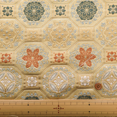 �J���[�o���G�[�V����