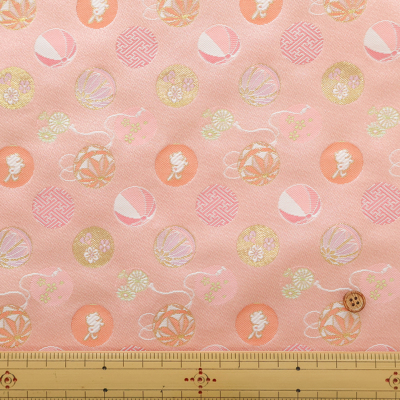 �J���[�o���G�[�V����