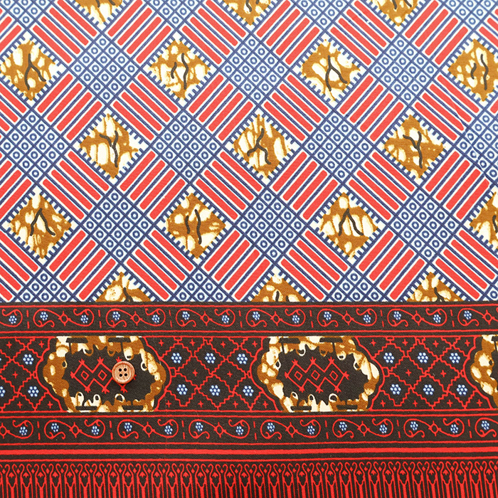 ≪柄売り≫ インド製 ワックス加工 T/Cプリント生地 アフリカン 【1柄