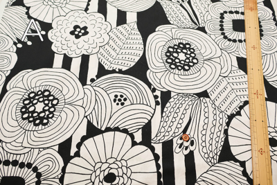 40サテンプリント生地 エアタンブラー加工 フラワー生地の通販