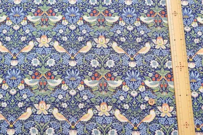 コットンプリント生地 V&A William Morris Strawberry Thief生地