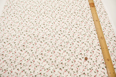 【みなとのてんらんかい】英国フローラルプリント　日本製　Lサイズ コットンスケアプリント生地 ミニフラワー生地の通販|ノムラ
