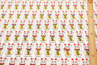 パネル生地　うさこ コットンシーチングプリント生地 MANEKI NEKO生地の通販|ノムラ