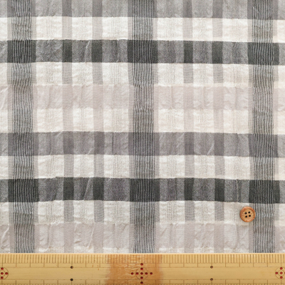 �J���[�o���G�[�V����