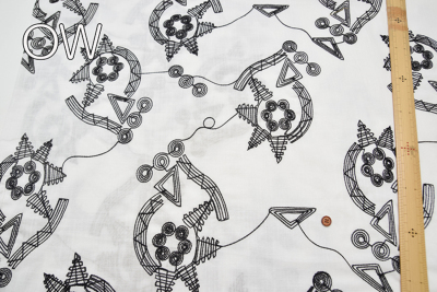 ベトナム刺繍 ラグ・カーペット テキスタイル 生地 民族手刺繍 大判 ベトナム刺繍 ラグ・カーペット テキスタイル 生地 民族手刺繍 大判