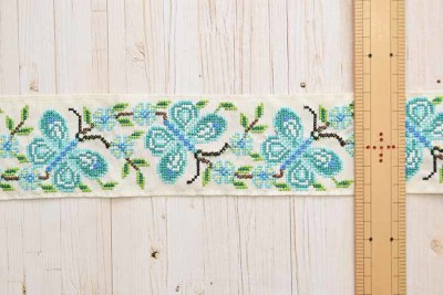 インド刺繍リボン ひし形フレームのフラワー刺繍リボン 幅40mm