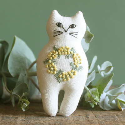 ほのぼの様　新品未使用　北区の刺しゅう屋　猫と刺繍　Sサイズ グリーン 増補改訂版 かわいさに癒されて! ねこだらけ刺しゅう450 |本 | 通販