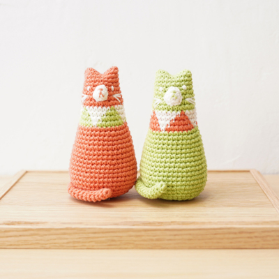 Itohen lab. おすわりねこさん生地の通販|ノムラテーラーオンライン